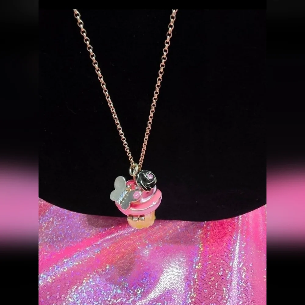 Betsey Johnson Trolls cupcake locket necklace! NWT! - Picture 6 of 12